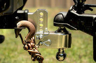 2.0 Inch Aluminum Medium Duty 2 Inch Drop/Rise Hitch In-Use