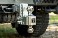 2.0 Inch Aluminum Medium Duty 2 Inch Drop/Rise Hitch In-Use