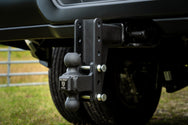 2.5 Inch Heavy Duty 6 Inch Drop/Rise Hitch In-Use