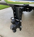 2.5 Inch Heavy Duty 8 Inch Drop/Rise Hitch In-Use