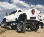 2.5 Inch Heavy Duty 16 Inch Drop/Rise Hitch In-Use